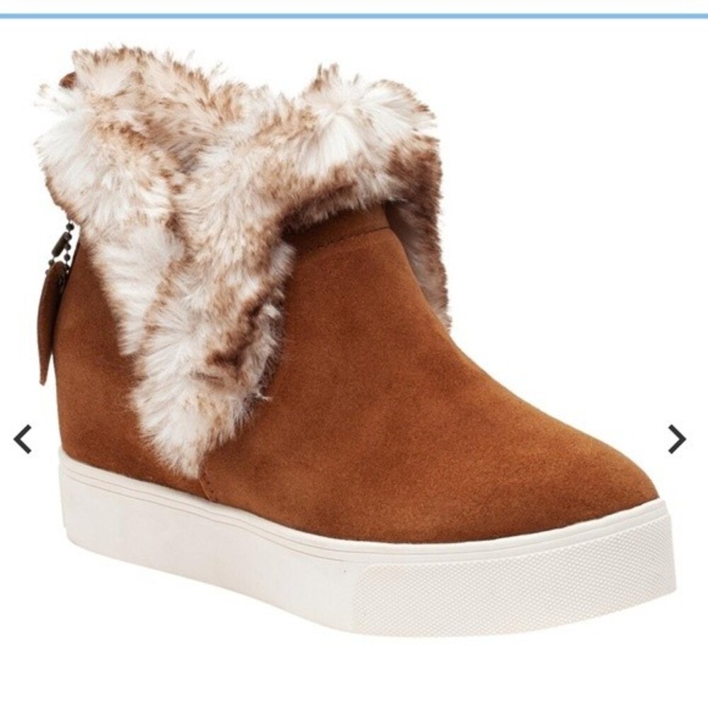 JSlides Wedge booties Taupe Waterproof Suede size 8